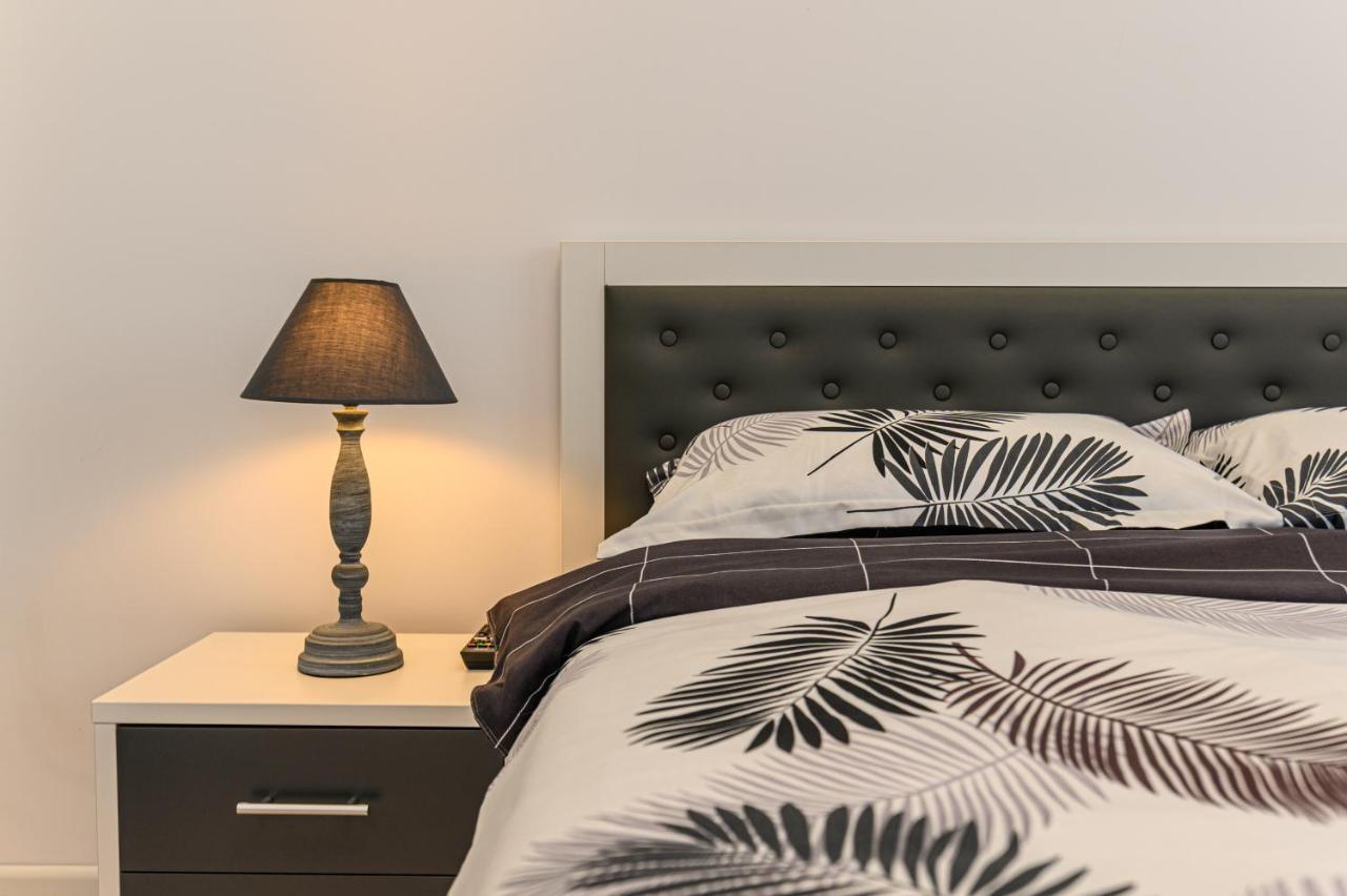 Zen Apartments Брашов Екстериор снимка