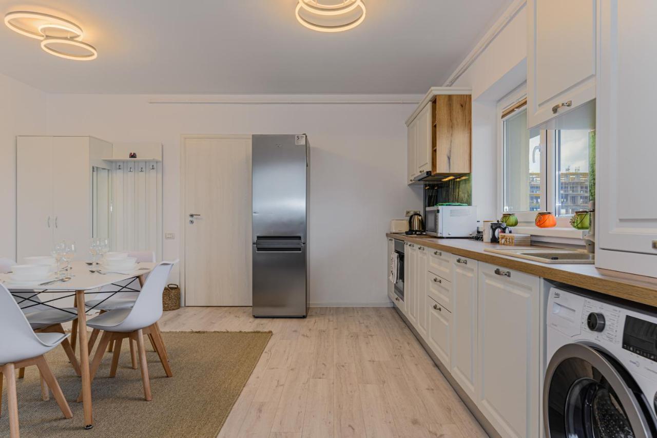 Zen Apartments Брашов Екстериор снимка
