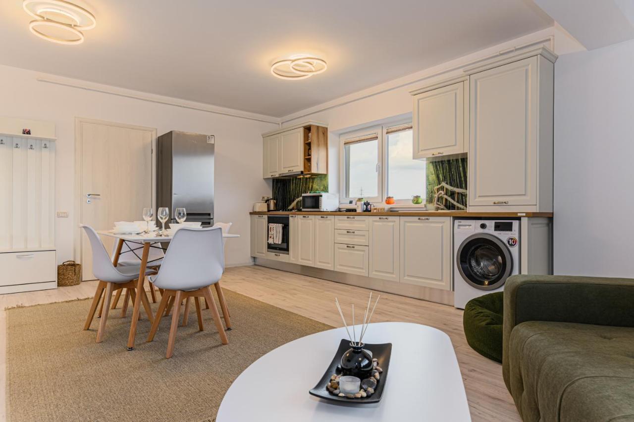 Zen Apartments Брашов Екстериор снимка